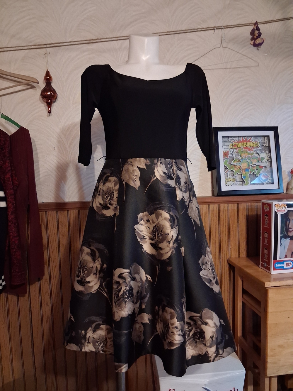 Le Château Black And Tan Floral Dress